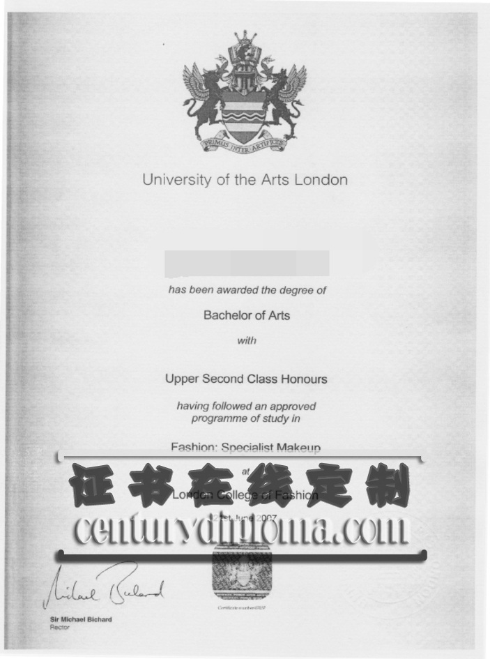 伦敦时装学院文凭在线订购：轻松获取时尚认证